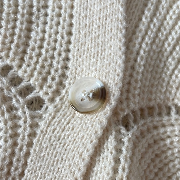 NWT Fashion Cream Lightweight Button- Up Crochet Long Sleeves Cardigan Sweater - Picture 6 of 10